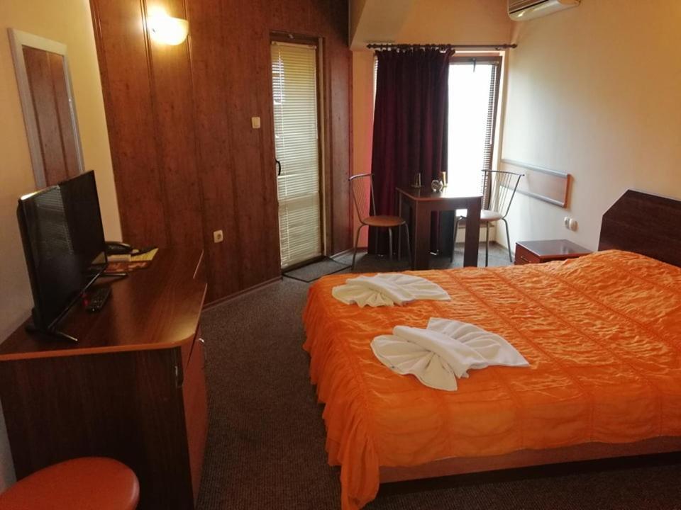 Хотел Омега Stara Zagora Extérieur photo
